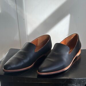 Portland leather goods Patina black leather flat
